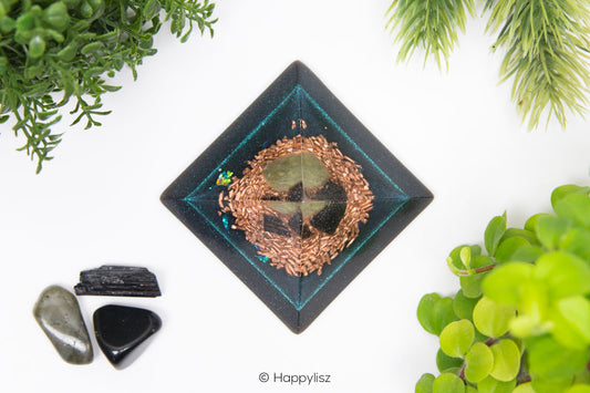 Orgonite Pyramid - Shungite, Labradorite and Black Tourmalin - Top