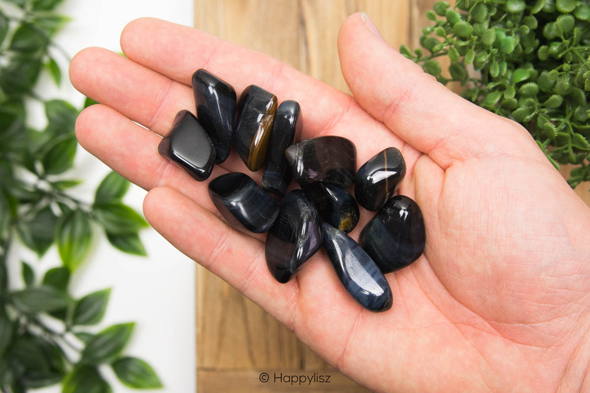 Hawk's Eye - Tumbled Stone - M - In Hand